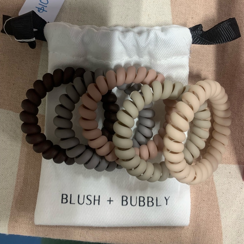 Matte Pinkish Neutral Hair Coils